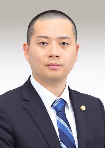 弁護士　岡田 元